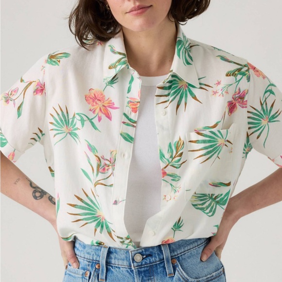 Levi's White Floral Men's Shirt - Picture 1 of 10